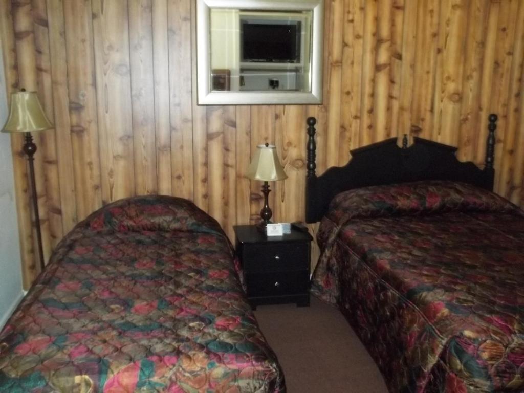 White Chief Mountain Lodge Fish Camp Zimmer foto